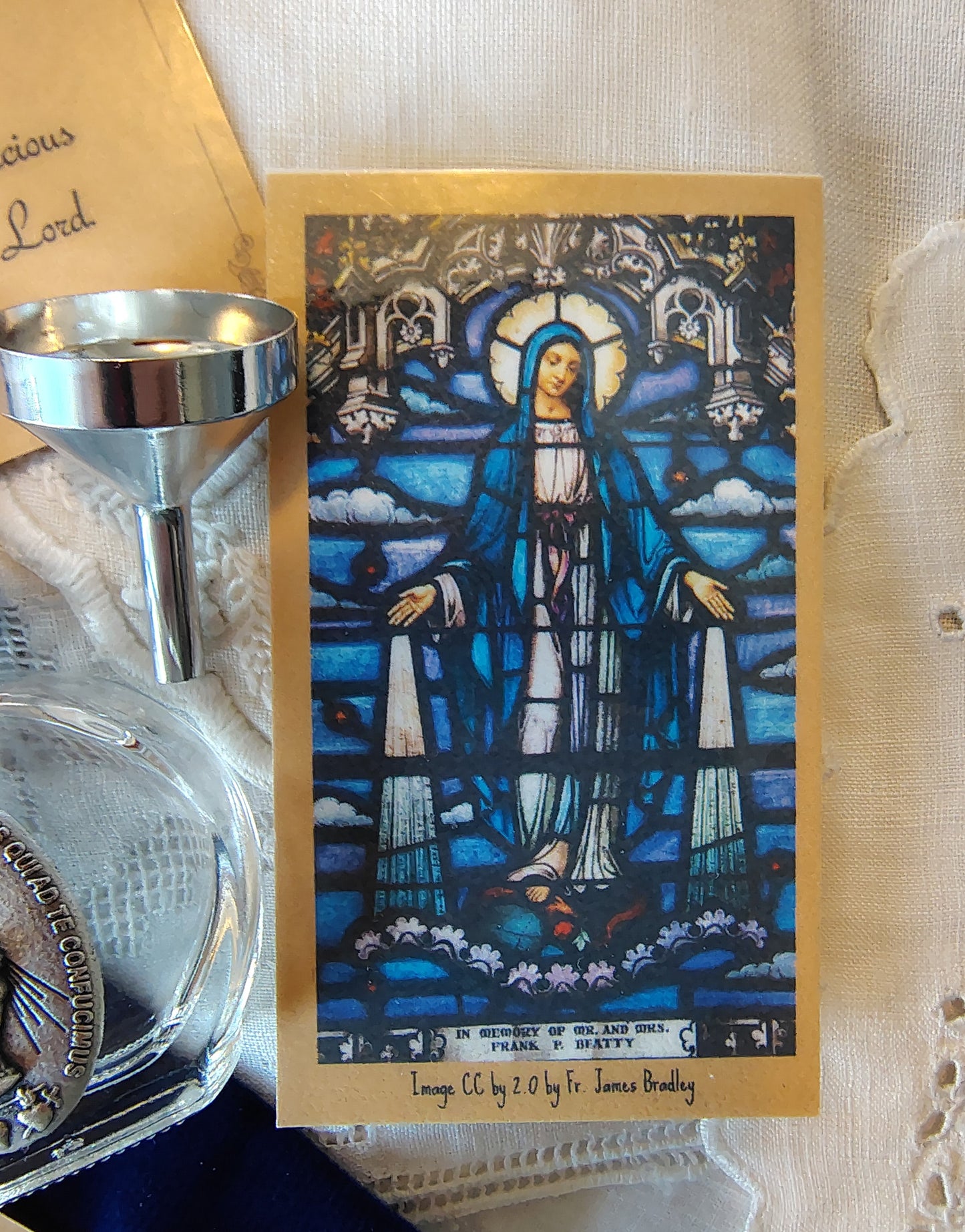 Miraculous Medal Holy Water Bottle Gift Set, Catholic present, Aqua Bendita, regalo de Battesimo, Baptism gift, 1st first communion, confirmation keepsake