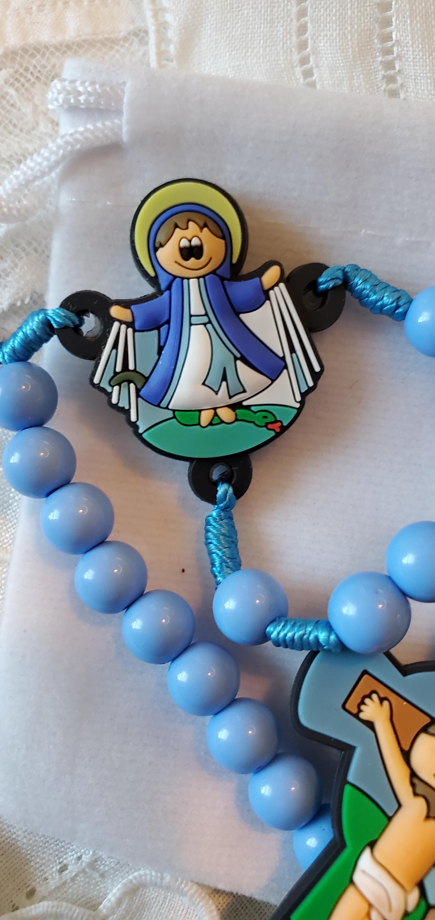 Children's Our Lady of Grace Rosary Gift Set: Catholic First Communion knotted rosary children's prayer card velvet bag with crucifix