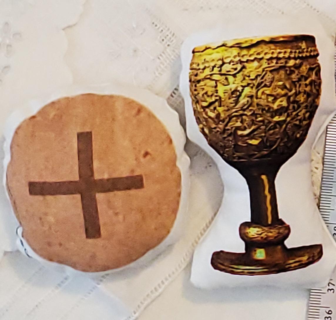 Catholic Mass Soft Toy Set: Eucharist, Rosary, Book