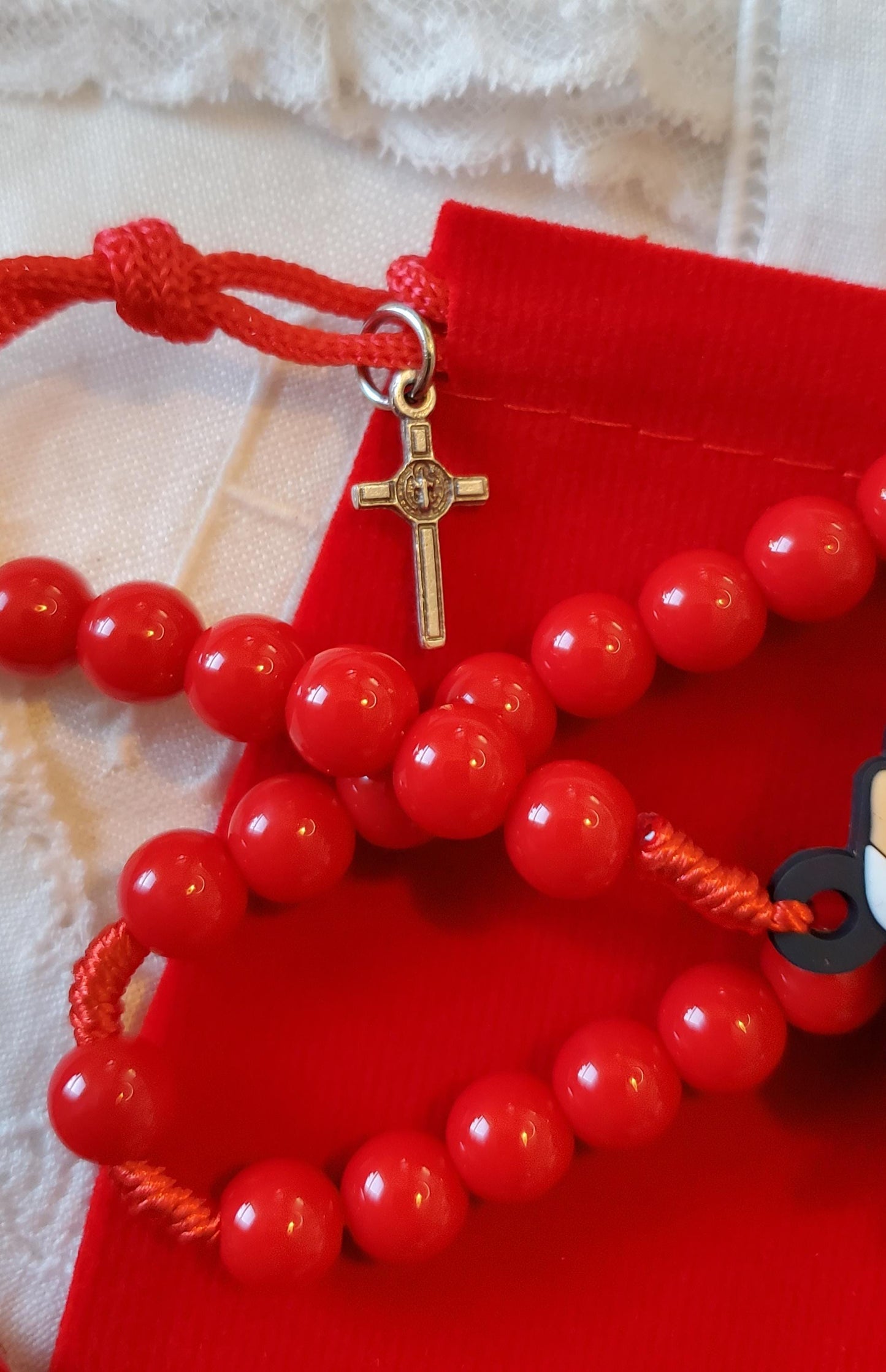 Children's Divine Mercy Rosary Gift Set: Catholic First Communion knotted rosary children's prayer card velvet bag with crucifix gift box